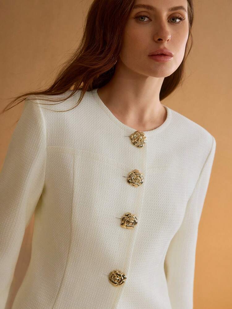 SOLID TEXTURED KNIT METAL FLORAL PLACKET SLIM FIT JACKET