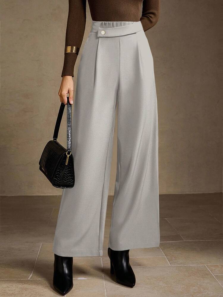 CALÇA PANTALONA DE PERNA LARGA COM PREGAS DOBRADAS