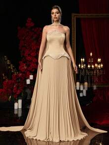 Glamrae 优雅香槟色不对称串珠抹胸长裙，搭配褶裥A字裙摆（可拆卸挂脖），适合约会、度假、派对、婚礼、正式场合等场合。 - 駝色 - 查看 5