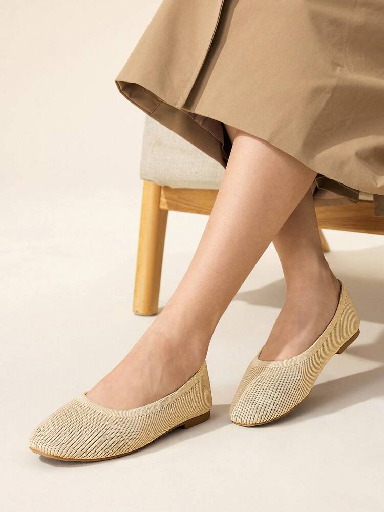 CUCCOO BASICS Women's Casual Versatile Commute Minimalist Flats For Christmas