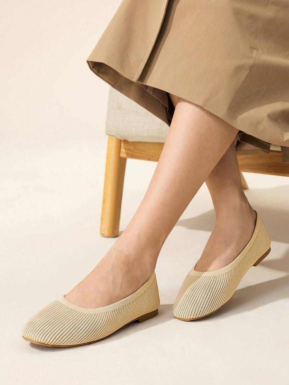 CUCCOO BASICS Women's Casual Versatile Commute Minimalist Flats For Christmas