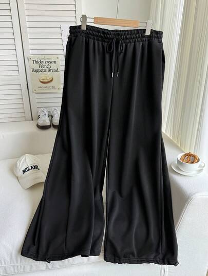 SHEIN EZwear 大码休闲黑色抽绳运动裤，百搭时尚，适合日常穿着、春季、夏季毕业季、教师节以及返校季。
