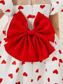 SHEIN Glamorique Kids 女婴情人节红色爱心印花连衣裙，生日派对舞会礼服，后背蝴蝶结设计，适合日常穿着 - 白色 - 查看 5