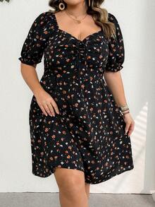SHEIN CURVE+ Đầm ngắn tay cổ tim họa tiết hoa màu đen dành cho nữ cỡ lớn/2026/Năm mới - Nhiều màu - Xem 4