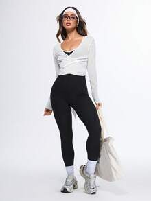 Eassivo Eassivo Easify 女士运动连体裤 休闲户外健身瑜伽 简约撞色肩带 - 黑與白 - 查看 2