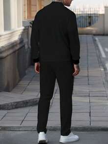 Manfinity Homme 男士休闲百搭黑色 Polo 衫和裤子套装 - 黑色 - 查看 2