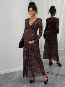 Momance Elegant Brown Leopard Print Mesh V-Neck Ruched High Slit Fitted Long Sleeve Maternity Dress