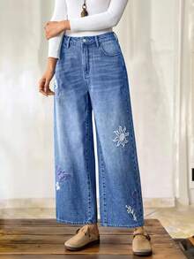 EMERY ROSE 女士宽松修身刺绣太阳口袋阔腿休闲牛仔裤，中蓝色宽松直筒图案刺绣长裤，适合音乐节、休闲外出、新年和圣诞节穿着。 - 中等水洗藍 - 查看 3