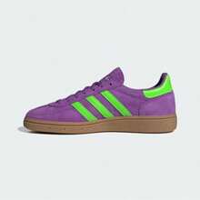 Adidas Handball Spezial 女款运动鞋 活力紫/太阳绿/生胶底 JS0251 - 活力紫/太陽綠/口香糖 - 查看 2