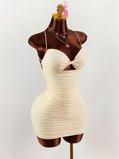 Amplova Vestido Curto Sexy de Festa Bodycon com Decote Halter, Amarração nas Costas, Busto Franzido e Design Torcido, Cor Sólida