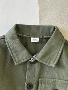 SHEIN 男婴休闲经典款舒适时尚口袋翻领长袖衬衫，适合秋冬季节、日常穿着、上学等场合，百搭实用 - 軍綠色 - 查看 7