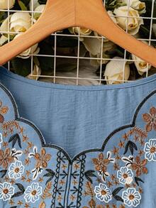 Summer Holiday Elegant Going Out Top, Flower Embroidery Blue Short Sleeves V-Neck Plus-Size Blouse - Blue - View 4