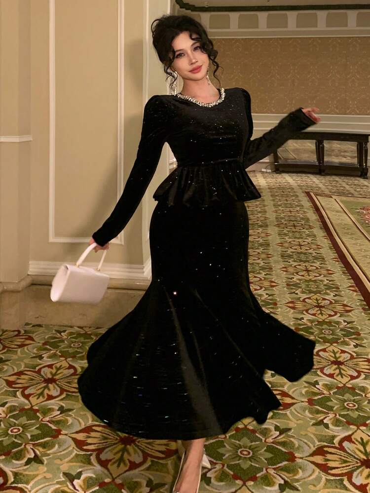 Black Velvet Rhinestone Embellished Dress, Luxurious High-End Fishtail Gown, Women Autumn/Winter Elegant Women Dresses Prom Dress New Years Women Outfit Carnival Sparkly Dress