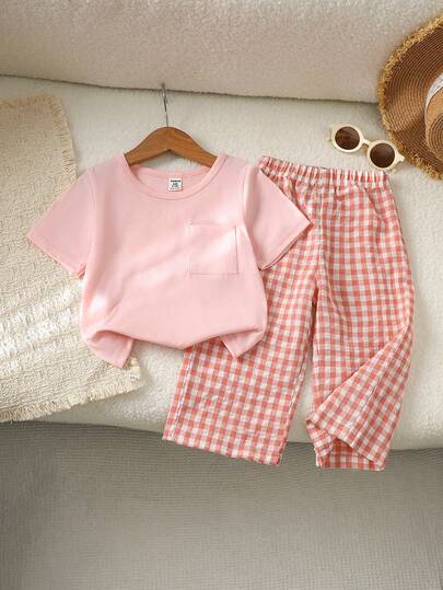 SHEIN Playful Pals Baby Girl Summer Casual Solid Color Short Sleeve T-Shirt And Plaid Pants Set Toddler Checkered Outfit Baby Girl Princess Casual Pant Sets Baby Casual Sets Baby Girl Checkered Outfit Baby Girl Casual Pant Sets