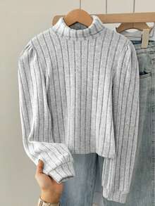 SHEIN Serisse Kids Tween Girls Solid Grey Textured Ribbed Fabric Mock Neck Lantern Sleeve Long Sleeve Tee, Casual Daily Wear Long Sleeve Top Turtleneck Knit Top Girl Knit Top Girls Knit Jumper Tween Ribbed Knit Top Solid Gray Turtleneck - Grey - View 5