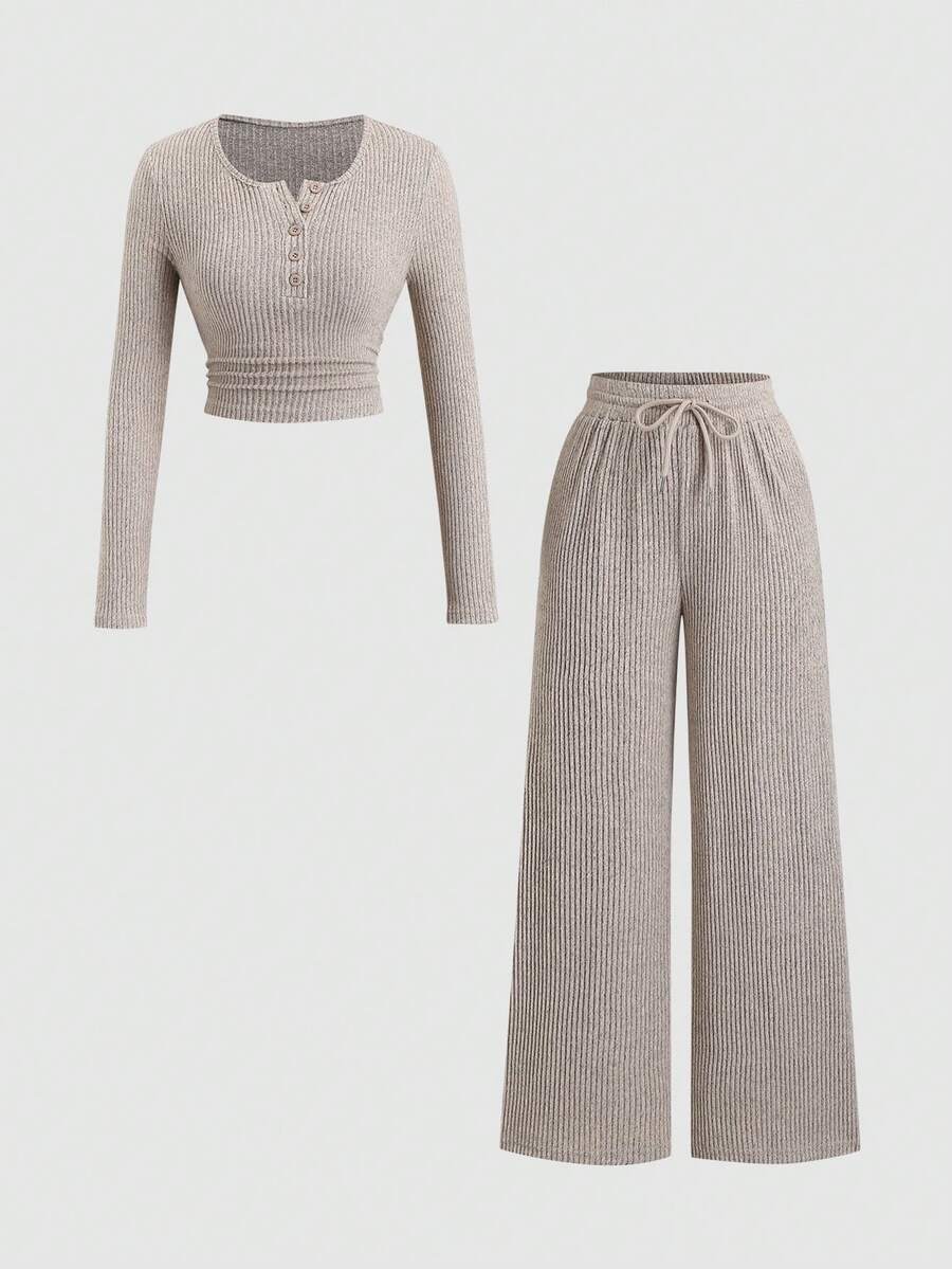 Sweetra 女士新款春秋冬套装，适合外出、通勤、休闲、居家、办公等场合，纯色绒面罗纹面料，开襟设计，腰部饰有褶皱，可调节腰带，质感面料，两件套。 - 杏色 - 查看 1