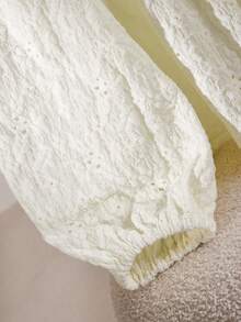 CosyJoli 女士加大码V领长袖收腰纹理米色长袖T恤，休闲百搭，适合日常穿着 - 米色 - 查看 5