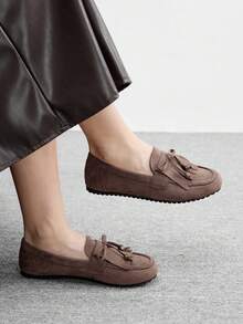 CUCCOO BIZCHIC 女士休闲流苏设计平底乐福鞋，适合日常穿着 - 巧克力棕 - 查看 4