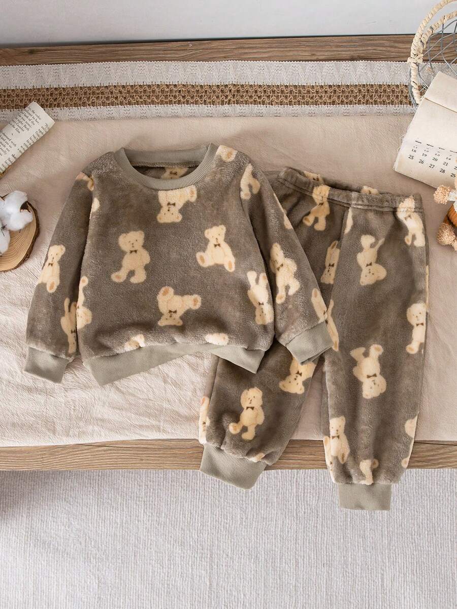 SHEIN 2pcs Baby Boy Toddler Newborn 0-3 Years Old Casual Everyday Outfits Cute Plush Flannel Bear Round Neck Long Sleeve Sweatshirt And Pants Set, Autumn/Winter - Coffee Brown - View 1