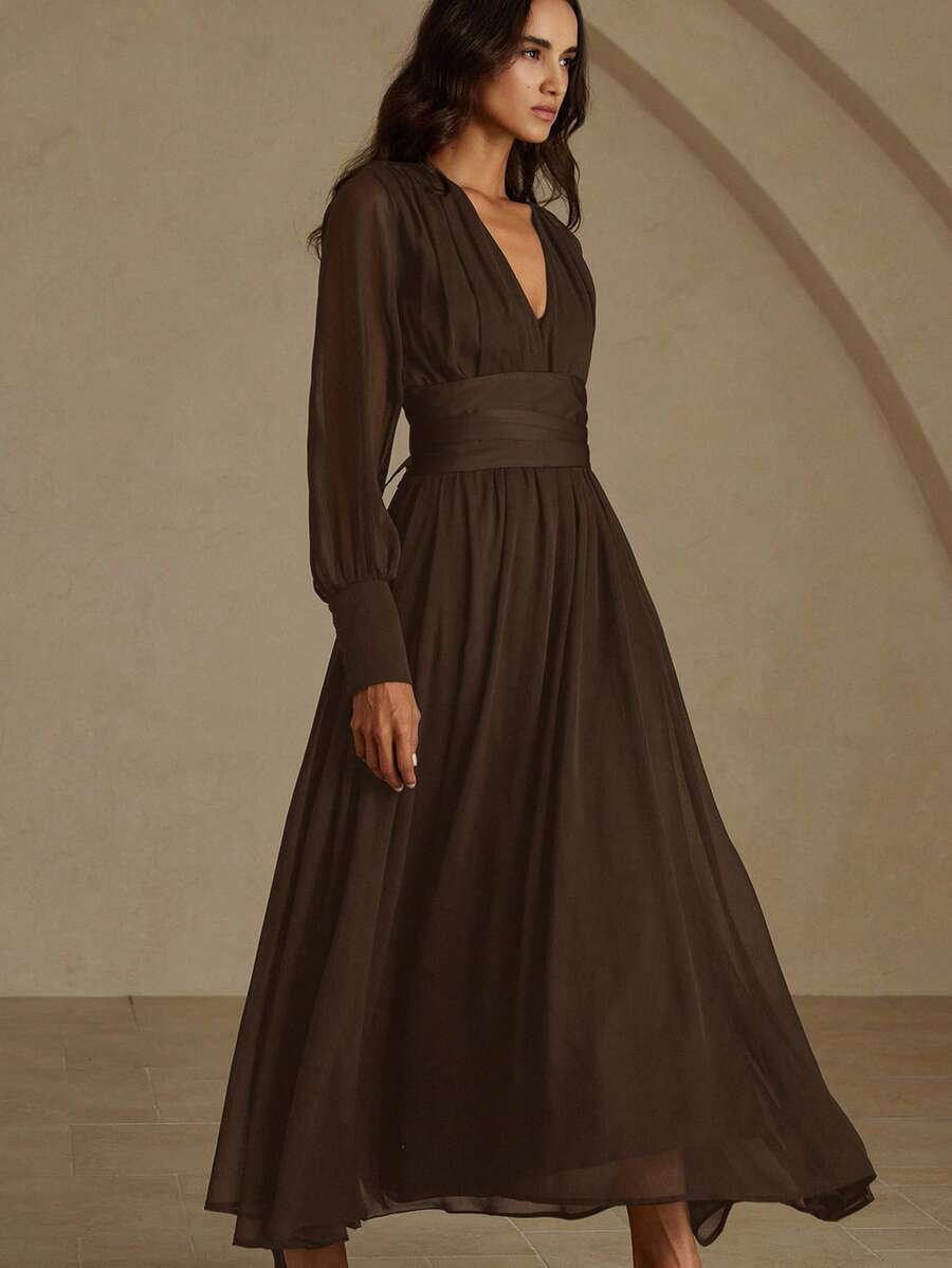 Revavyn 欧美风V领缎面腰带时尚百搭通勤长袖连衣裙，秋冬款 - 咖啡棕 - 查看 1