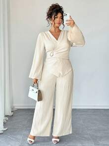 Elenzga Spring New V-Neck Flare Sleeve Waist Tie Metal Buckle Bowknot Back Women's 2-Piece Set, French Style Cross Tie Waist Fitted V-Neck Flare Sleeve Dress + High Waist Loose Wide Leg Pants, Classic Versatile, Suitable For Daily Wear, Commute, Holiday, Date, Party