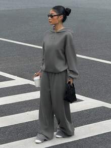 Muchica 女士秋冬新款保暖内衬休闲宽松连帽衫和运动裤两件套，深灰色 - 深灰色 - 查看 3