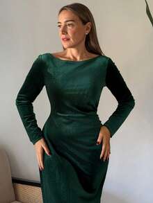 Vivie Lora Women's Green Velvet Bodycon Midi Dress With Waist Cinching Prom Dress