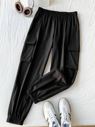 Pantalones cargo con bolsillo con solapa
