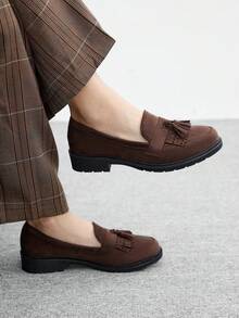 CUCCOO BIZCHIC 女士休闲百搭简约通勤平底鞋，饰有流苏 - 咖啡棕 - 查看 1