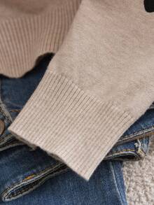 CosyJoli Áo khoác cardigan cơ bản màu trơn thêu hình trái tim dành cho nữ cỡ lớn, thích hợp cho mùa xuân, kỳ nghỉ xuân lãng mạn và ngày Valentine. - Màu be - Xem 5