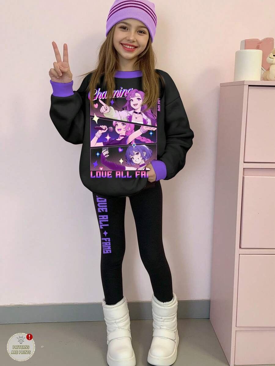 少女休闲街头风卡通动漫女团图案,可爱动漫韩流风,黑紫撞色,圆领舒适长袖卫衣和打底裤两件套,适合秋冬季节、外出、返校、演唱会等场合。 - 彩色 - 查看 1
