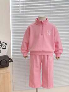 SHEIN 两件套女童刺绣字母拉链连帽衫和裤子套装，带保暖内衬，适合外出、居家和休闲穿着，秋冬季 - 西瓜粉 - 查看 4