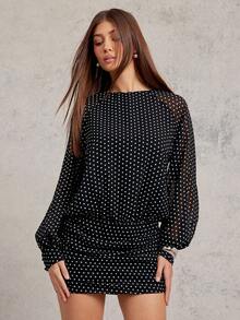 L'Amorae فستان شيفون نقطي قصير للنساء - أبيض وأسود - مشاهدة 6