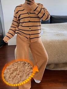 DAZY Bộ đồ mặc nhà mùa đông 2 chiếc áo dệt kim kẻ sọc jacquard và quần ngủ rộng màu trơn cho nữ - màu nâu - Xem 1