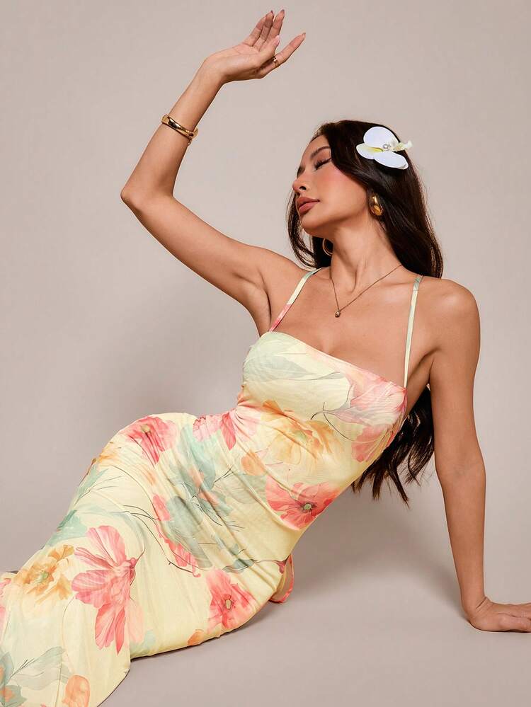 SHEIN PETITE 女士优雅印花露背连衣裙 夏季夏季服装 沙滩装 女士沙滩度假装 度假装 波西米亚风 热带度假女装 热带度假女装 结婚周年纪念伴娘派对约会性感婚礼宾客礼服 女士新娘送礼会礼服 白色优雅端庄仙气 - 米色 - 查看 7