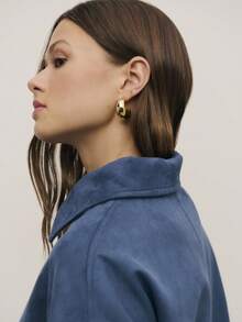 Nöista Oversized Button-Front Jacket With Classic Collar And Relaxed Silhouette. Soft-Touch Fabric Designed For Layering, Ideal For Spring Looks, Casual Outfits And Transitional Spring Weather. - Royal Blue - View 6