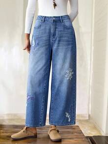 EMERY ROSE 女士宽松修身刺绣太阳口袋阔腿休闲牛仔裤，中蓝色宽松直筒图案刺绣长裤，适合音乐节、休闲外出、新年和圣诞节穿着。 - 中等水洗藍 - 查看 5