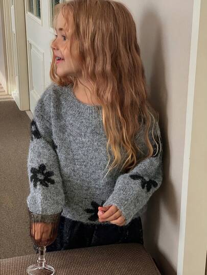 DAZY Young Girls Floral Colorblock Print Crew Neck Long Sleeve Sweater, Autumn/Winter