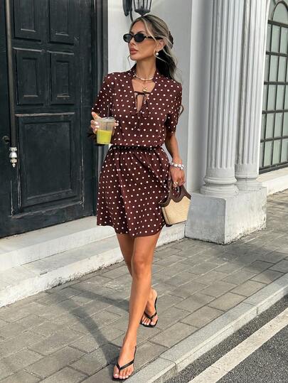 SHEIN Frenchy Women's Contrast Polka Dot Casual Mini Dress Summer, Polka Dot Dress Women,Brown Dress,Elastic Rubber Band Waist Slimming Dress,French-Style Retro Polka Dot Short-Sleeve Dress For Women, Women Vacation Dress,Elegant Summer Resort Dress,Elegant Dresses For Women,Holiday Dress,Summer Holiday Outfits,Beach Dress