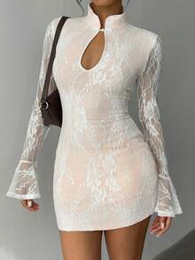 SHEIN MOOSTA 女士优雅长袖连衣裙，蕾丝撞色立领，百搭款式，适合派对、街头、休闲等各种场合，秋冬季皆宜。 - 白色 - 查看 7