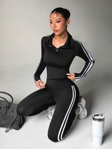 Dewbera Dewbera 女士运动瑜伽拇指孔长袖T恤和运动紧身裤套装 - 黑色 - 查看 3