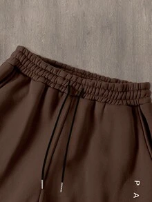 Manfinity Homme 男士巴黎标语印花休闲卫衣和运动裤两件套，秋冬男装 - 彩色 - 查看 4