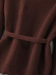 GlowEve CURVE Cardigan Rajut Musim Dingin Wanita Ukuran Besar, Sweater Kancing Depan Pas Badan Bergaya Sederhana Warna Polos - Coffee Brown - View 6