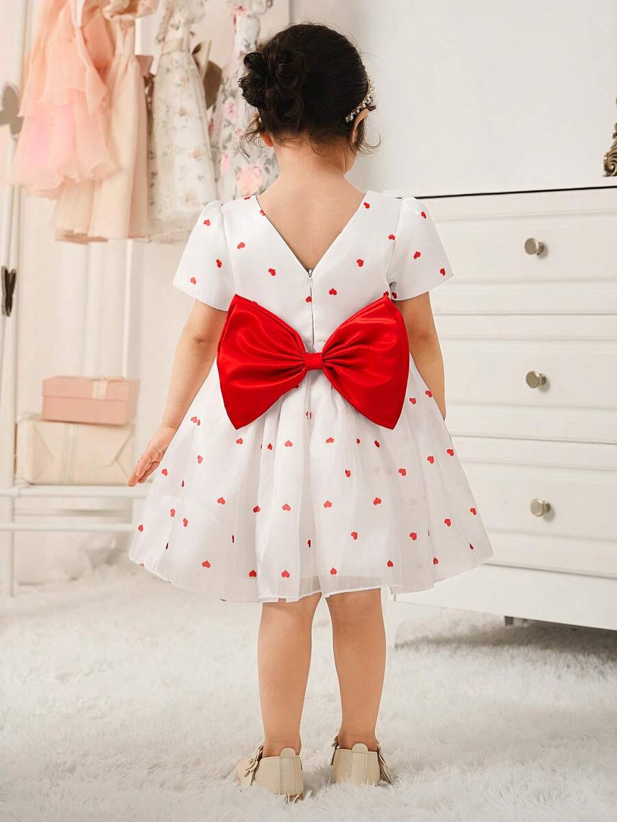 Glamorique Kids 女婴白色爱心印花泡泡袖连衣裙 红色蝴蝶结露背甜美公主派对连衣裙 - 白色 - 查看 1