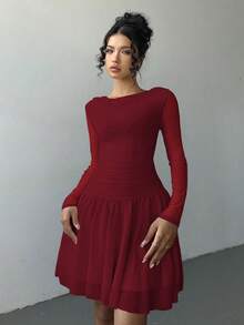 Chiquease فستان سهرة طويل الأكمام مع طيات أنيقة وخصر مشدود، لون أحادي، مناسب للحفلات والمناسبات الربيعية والصيفية - عنابي اللون - مشاهدة 5