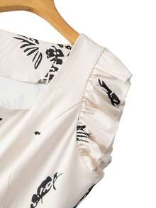 GlowEve CURVE Plus Size Elegant Floral Print Jumpsuit For Commuting - Apricot - View 7