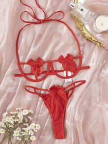 Plus Cut Out Bow Front Underwire Lingerie Set