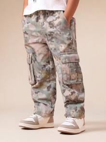 SUMWON 男童迷彩工装裤，侧边口袋，松紧腰带，束口裤脚，军装印花休闲斜纹棉裤，适合儿童度假穿着 - 軍綠色 - 查看 1