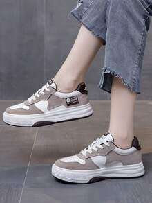 Zapatillas casuales y elegantes para mujer, zapatos de plataforma para estudiantes transpirables y de moda, zapatillas blancas transpirables para mujer, zapatillas con cordones antideslizantes para todas las estaciones para mujer, estilo para todas las estaciones, zapatos planos para mujer con bloques de color. - Caqui - Ver 3