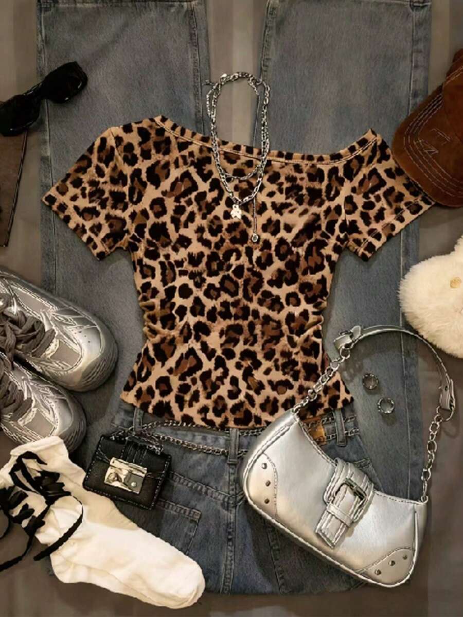 Glimmora Camiseta de moda de manga corta con hombro asimétrico y estampado de leopardo Y2K para mujer - Multicolor - Ver 1
